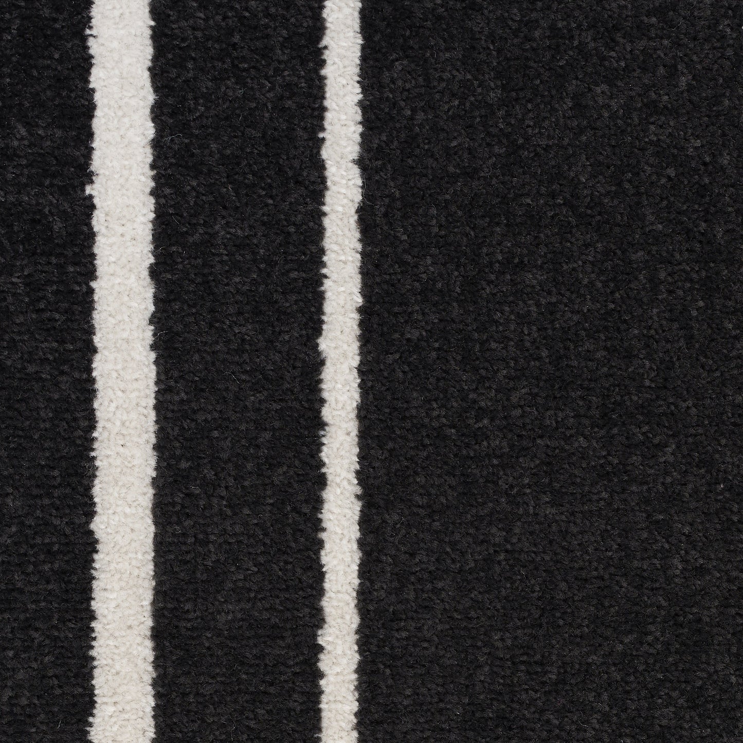 3' X 5' Black And Ivory Indoor Outdoor Area Rug-4